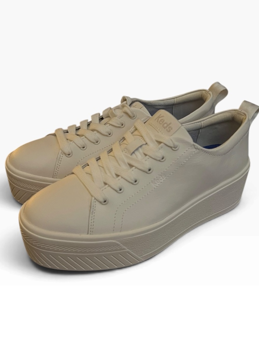Keds Woman’s Skylar Platform Leather Sneakers,White, with Bliss Arch Support, 8